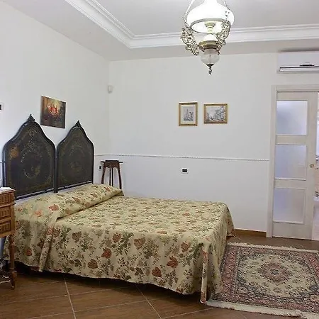 Hotel P&b Acasamia Di Damico Francesco 3*